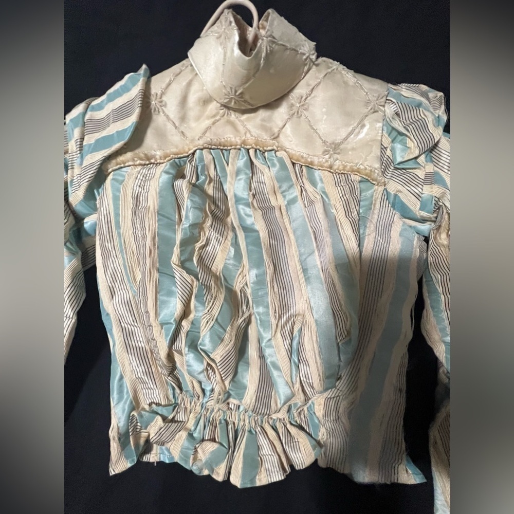 Antique vintage women’s top - Picture 6 of 16